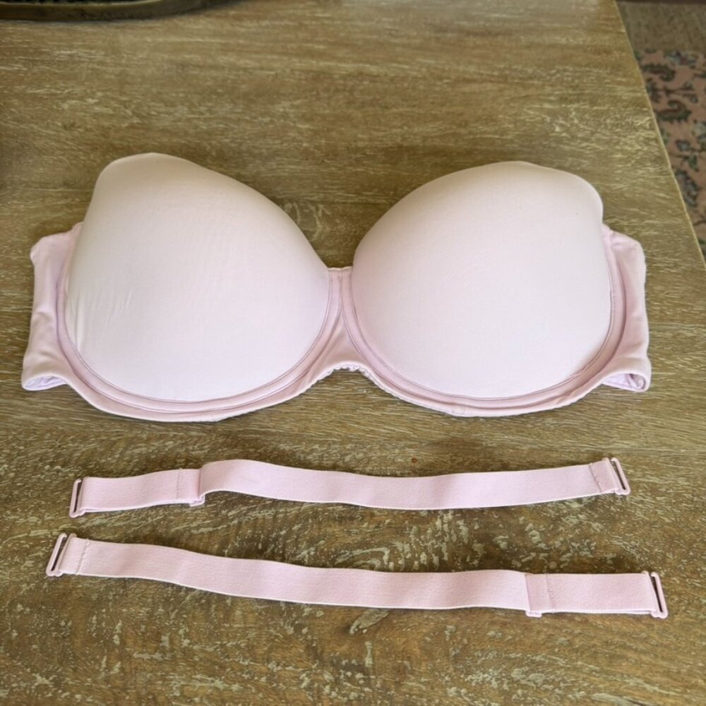 NWOT SKIMS Strapless Bra - 36H